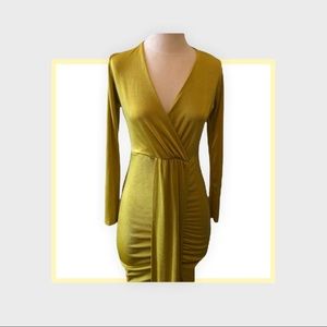 🚨Slinky Lime Green Evening Dress🚨